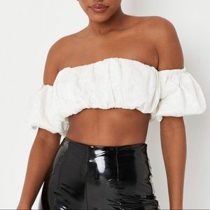 NWT Missguided tube/puff sleeve white detail top